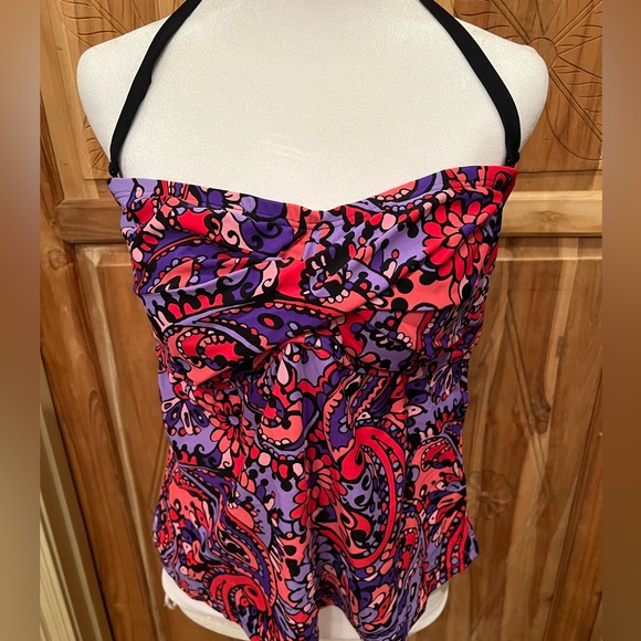 Tropical honey size 16, Strap is messed up, but could be replaced - Picture 1 of 2